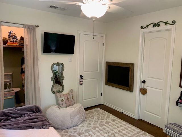 1033 Wedgewood Drive, Woodway, TX 76712
