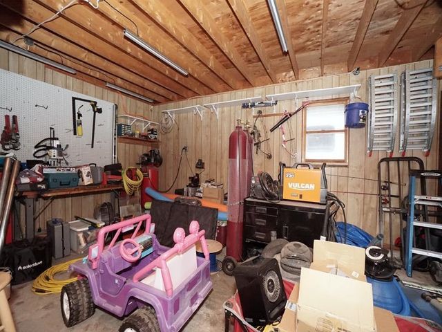 106 Page Road, Litchfield, NH 03052