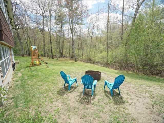 106 Page Road, Litchfield, NH 03052
