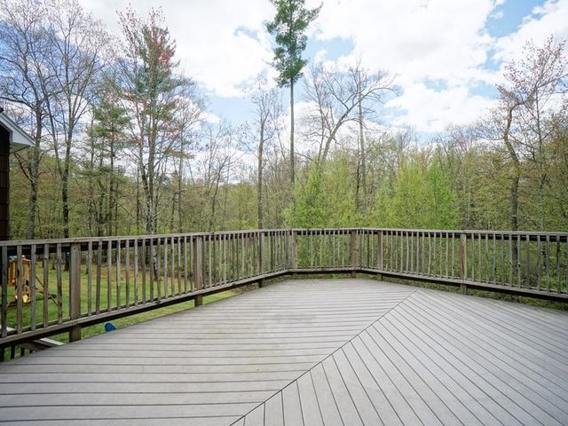 106 Page Road, Litchfield, NH 03052