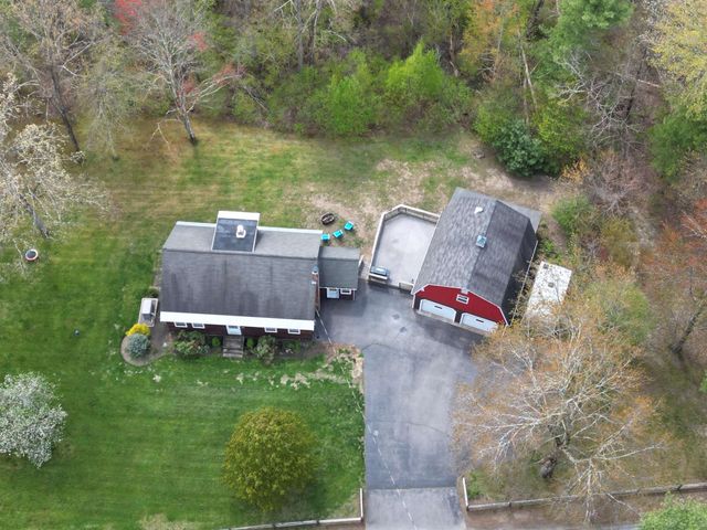 106 Page Road, Litchfield, NH 03052