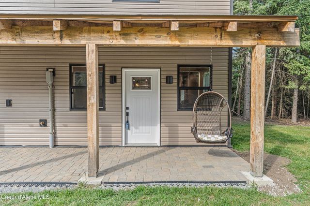 171 Beaver Pond Trl, Priest River, ID 83856