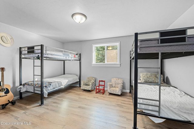 171 Beaver Pond Trl, Priest River, ID 83856