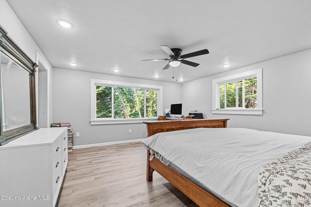 171 Beaver Pond Trl, Priest River, ID 83856