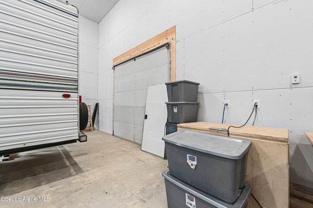 171 Beaver Pond Trl, Priest River, ID 83856