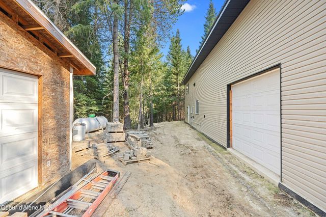 171 Beaver Pond Trl, Priest River, ID 83856