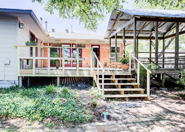 942 Bridget Lane, Dallas, TX 75218