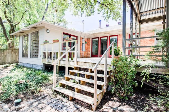 942 Bridget Lane, Dallas, TX 75218