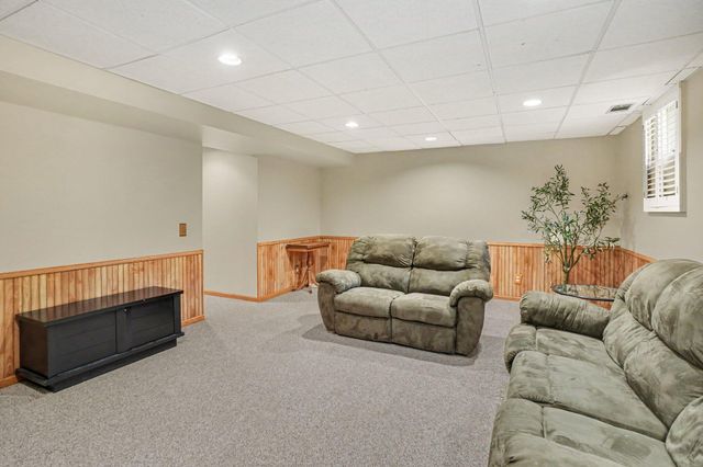 1233 Heather Drive, Holland City, MI 49423