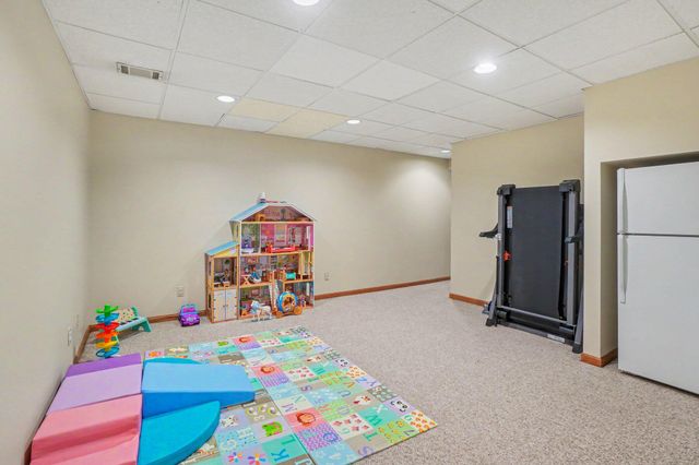 1233 Heather Drive, Holland City, MI 49423