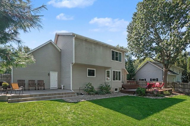 1233 Heather Drive, Holland City, MI 49423