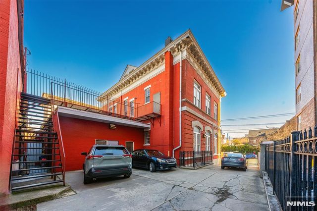 4407-4411 Park Avenue, Union City, NJ 07087