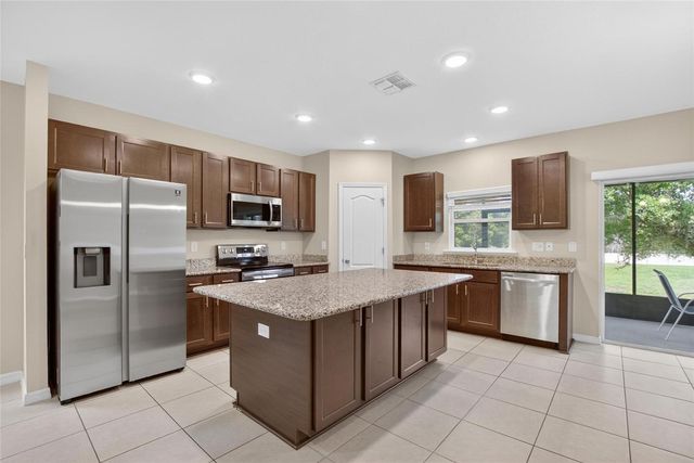 4718 SPATTER DOCK STREET, Tampa, FL 33610