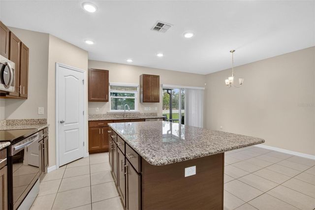 4718 SPATTER DOCK STREET, Tampa, FL 33610