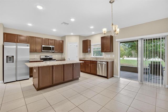 4718 SPATTER DOCK STREET, Tampa, FL 33610