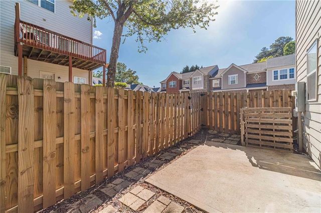 4086 Fireoak Drive, Decatur, GA 30032