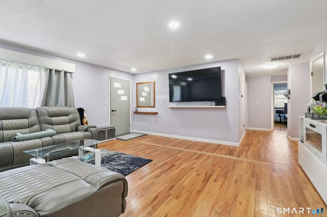 72 Hilltop Road, Naugatuck, CT 06770