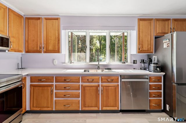 72 Hilltop Road, Naugatuck, CT 06770