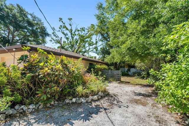 1201 6TH STREET W, Palmetto, FL 34221