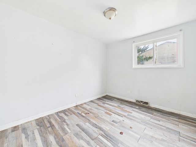 945 W 115th Place, Chicago, IL 60643