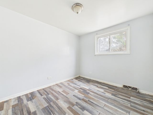 945 W 115th Place, Chicago, IL 60643