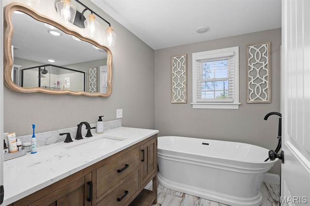 21510 Keyesport Road, Keyesport, IL 62253