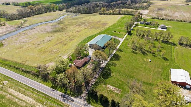 21510 Keyesport Road, Keyesport, IL 62253