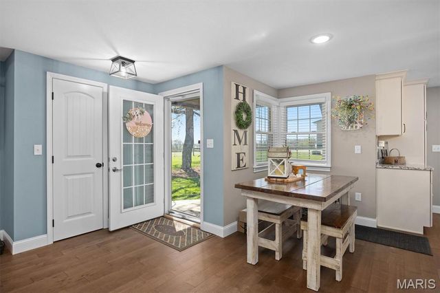 21510 Keyesport Road, Keyesport, IL 62253