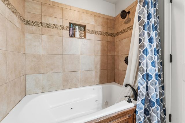 5502 Glenn Cove, Bryant, AR 72022