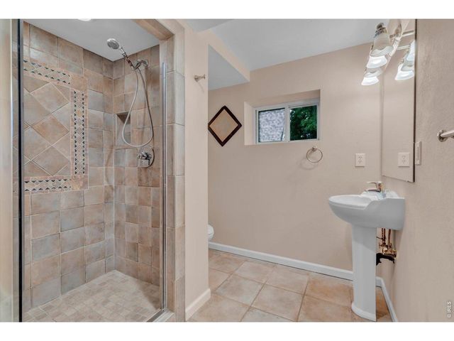 388 Lafayette St, Louisville, CO 80027
