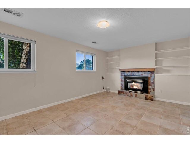 388 Lafayette St, Louisville, CO 80027