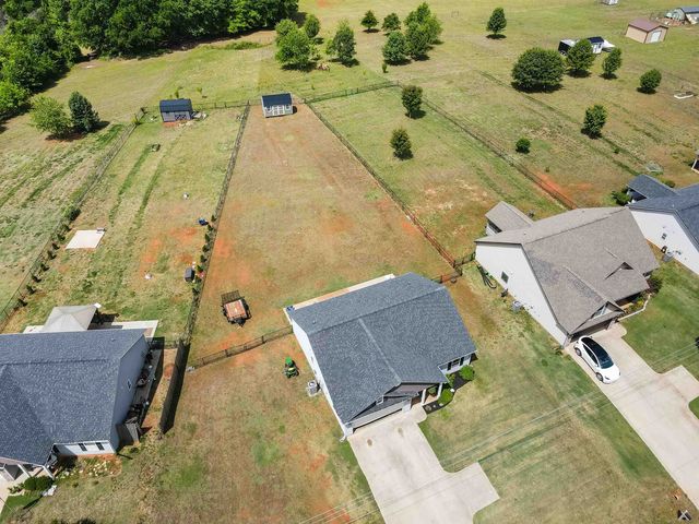 300 Brown Arrow Circle, Inman, SC 29349