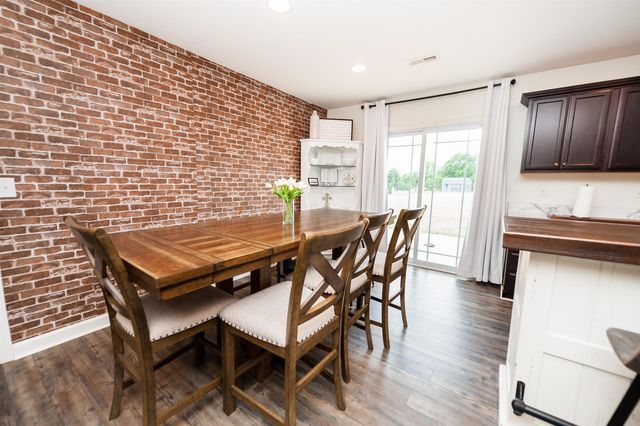 300 Brown Arrow Circle, Inman, SC 29349