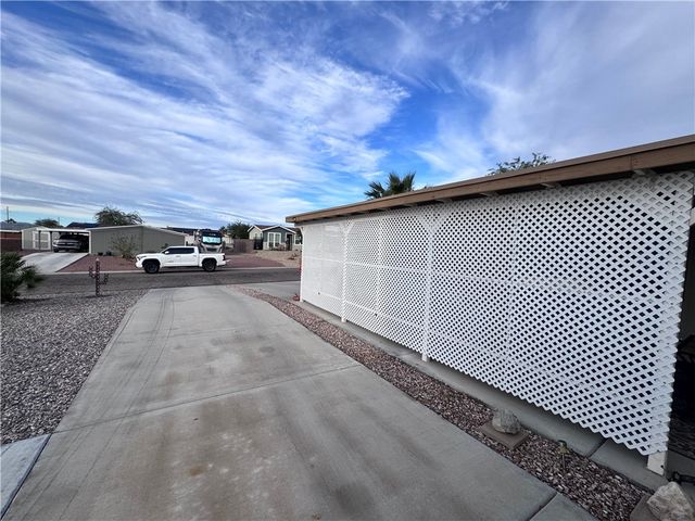 2532 E Morgan Road, Fort Mohave, AZ 86426