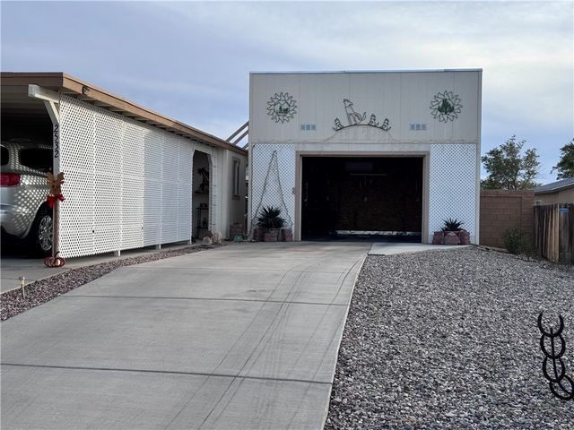 2532 E Morgan Road, Fort Mohave, AZ 86426