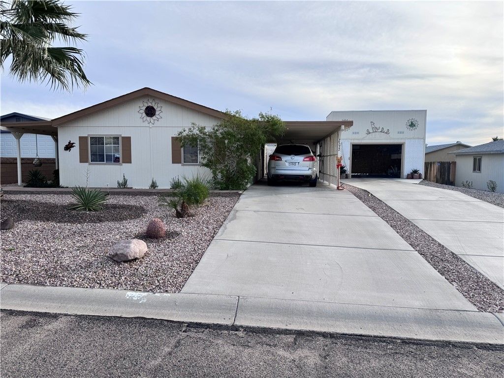 2532 E Morgan Road, Fort Mohave, AZ 86426