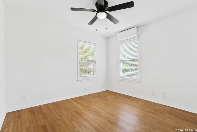 418 MCDOUGAL AVE, San Antonio, TX 78223