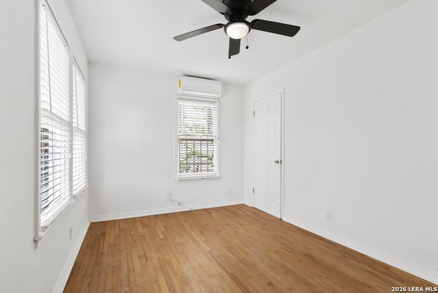 418 MCDOUGAL AVE, San Antonio, TX 78223