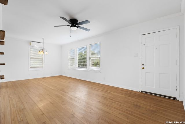 418 MCDOUGAL AVE, San Antonio, TX 78223