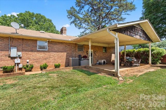 521 W Stokes Street, China Grove, NC 28023