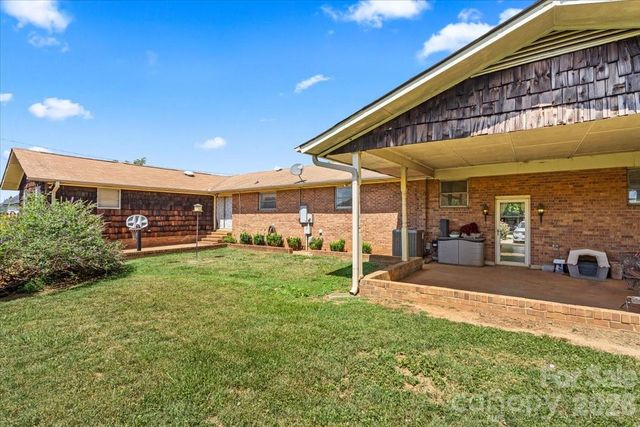 521 W Stokes Street, China Grove, NC 28023