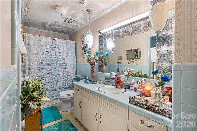 521 W Stokes Street, China Grove, NC 28023