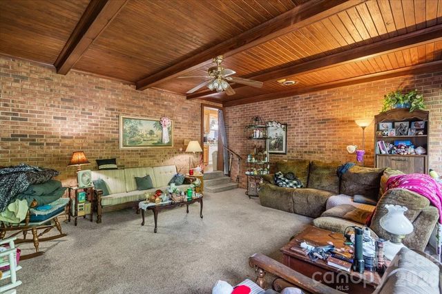 521 W Stokes Street, China Grove, NC 28023