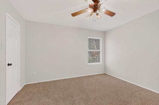 105 Canyon Court, Waxahachie, TX 75167