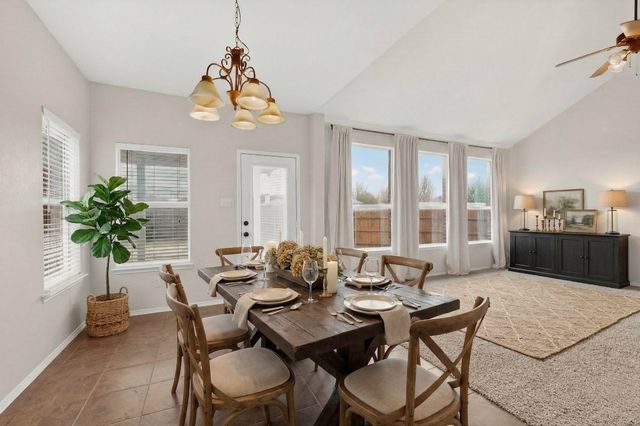 105 Canyon Court, Waxahachie, TX 75167