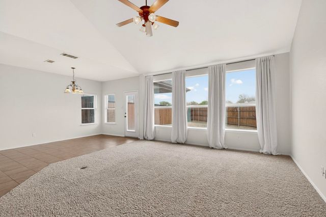 105 Canyon Court, Waxahachie, TX 75167