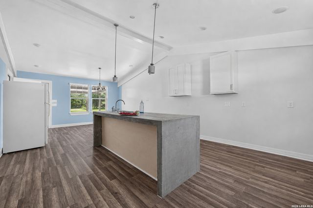 2311 hickory way, San Antonio, TX 78301