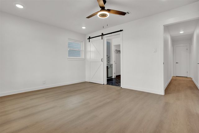 2910 W Crawford Street, Denison, TX 75020