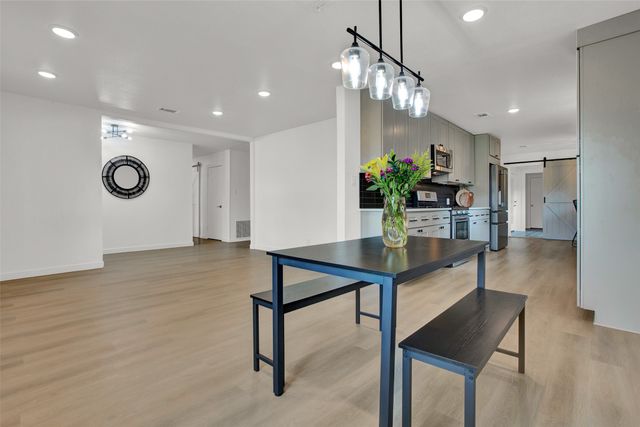 2910 W Crawford Street, Denison, TX 75020