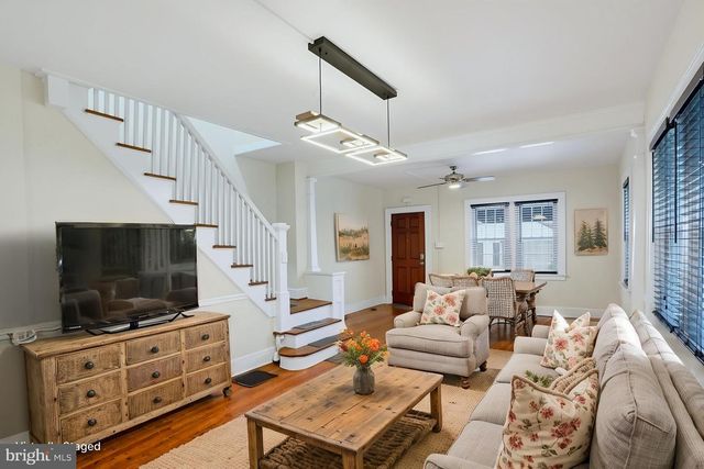 611 DEEMER PL, New Castle City, DE 19720